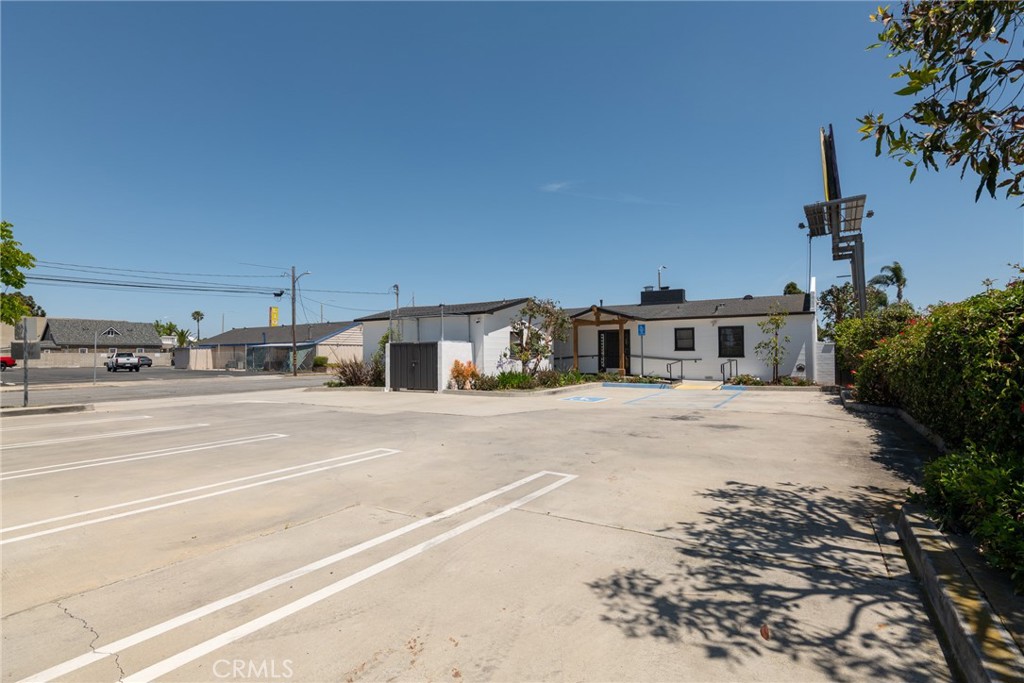 19361 Beach Blvd. Property Photo 28