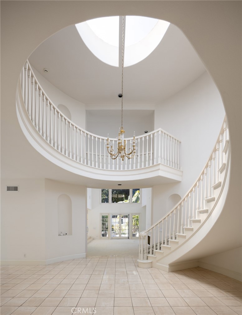 2 Chatham Court Property Photo 6
