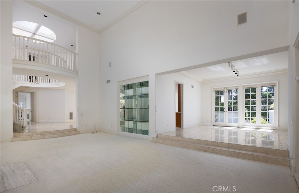 2 Chatham Court Property Photo 7
