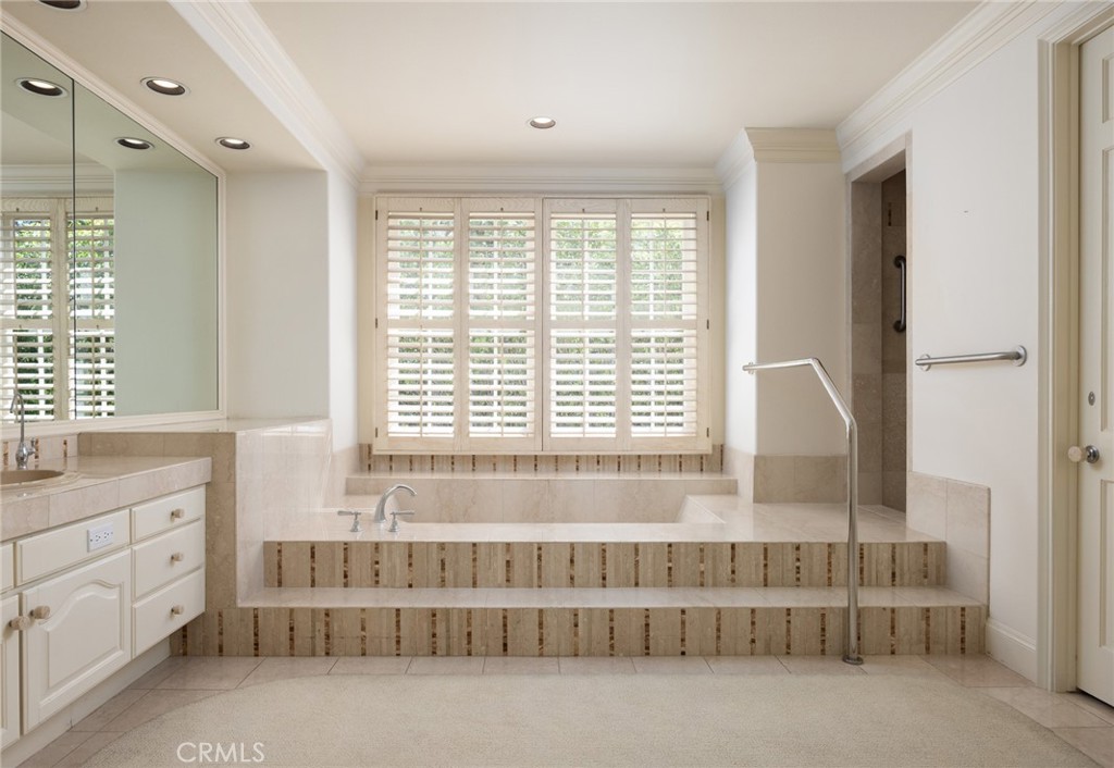 2 Chatham Court Property Photo 15