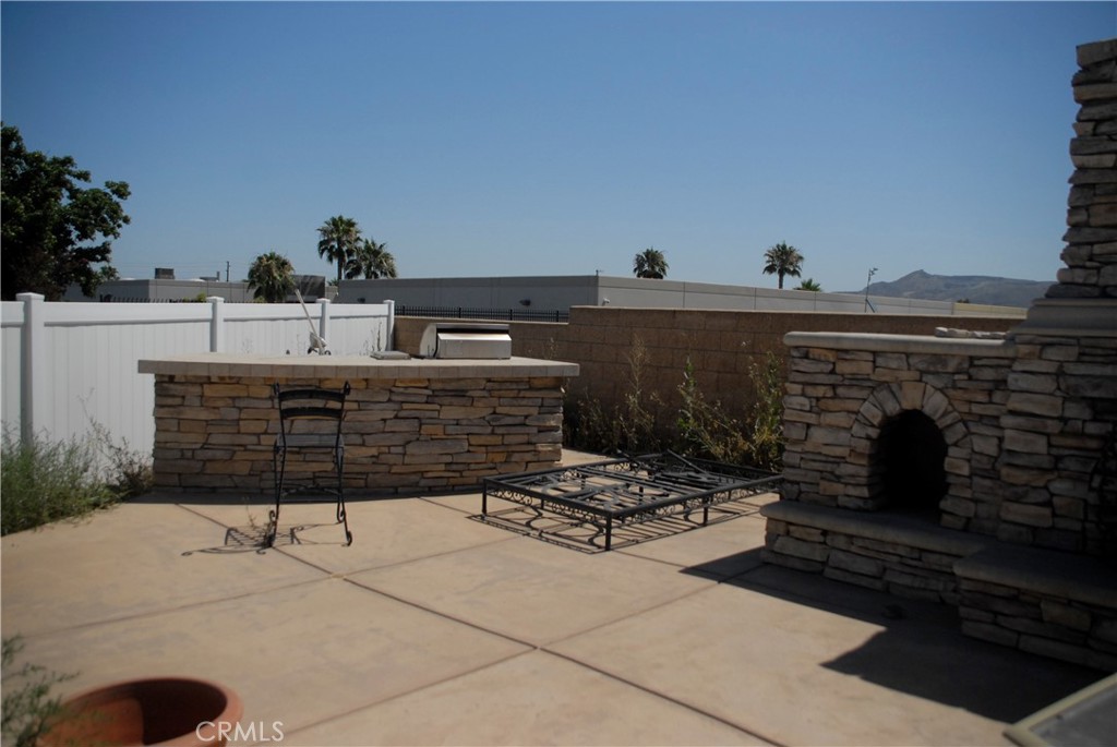 2007 Aberdeen Drive Property Photo 7