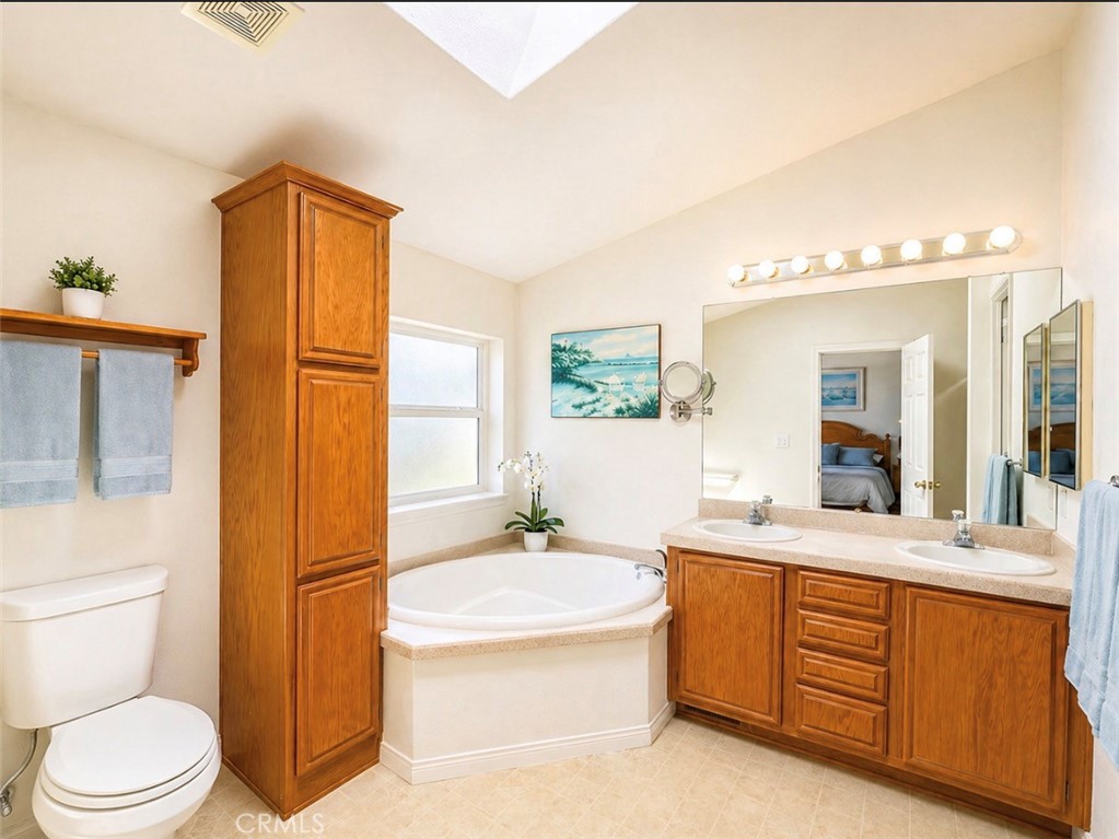 4252 Lahaina Drive Property Photo 14