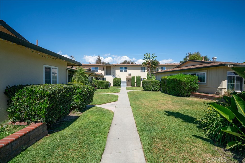 9661 9671 Maureen Drive Property Photo 10