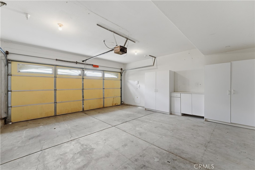 5211 Calatrana Drive Property Photo 33