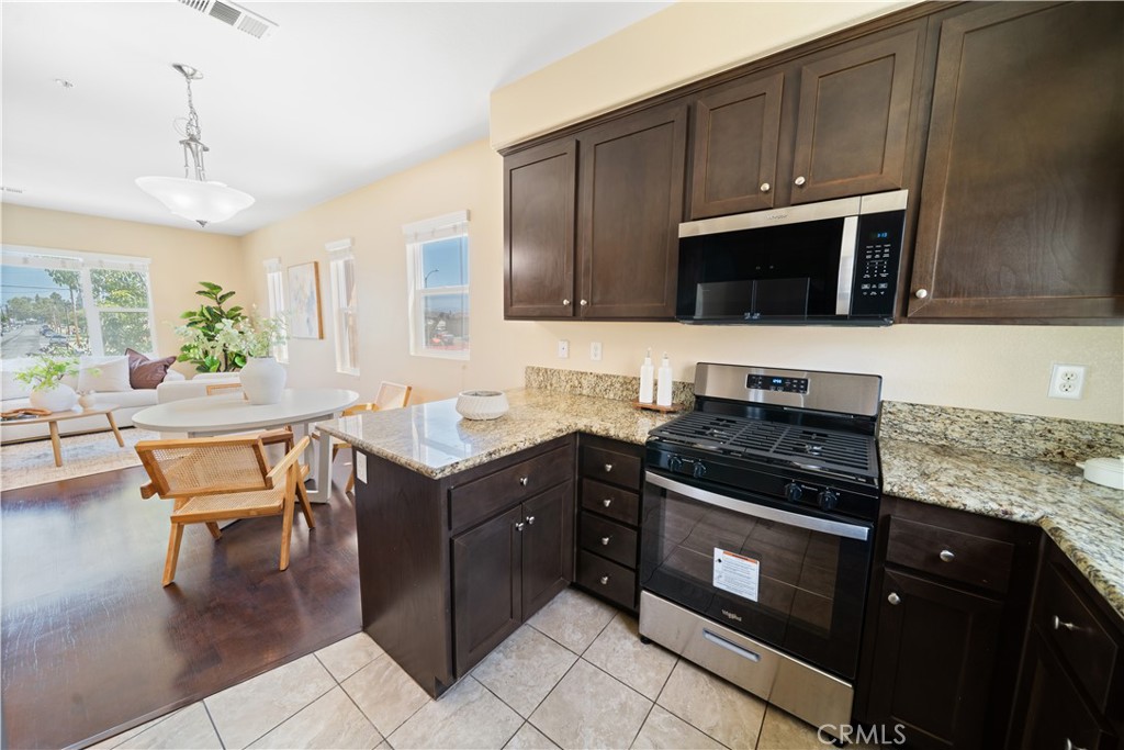 6168 Lincoln Property Photo 10