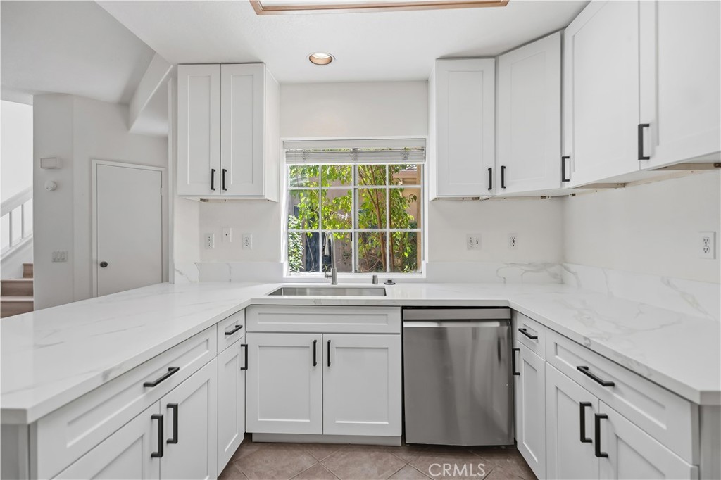 26 Fulmar Property Photo 7