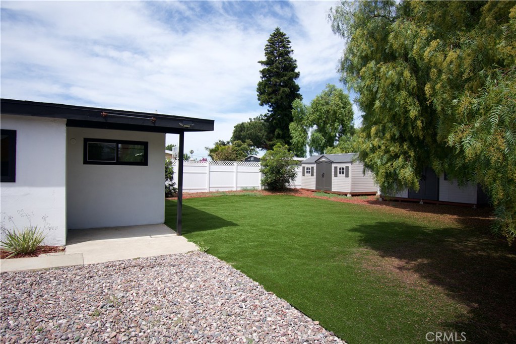 820 Iris Property Photo 15