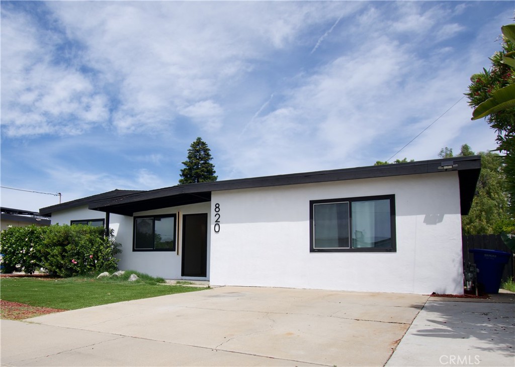 820 Iris Property Photo 17