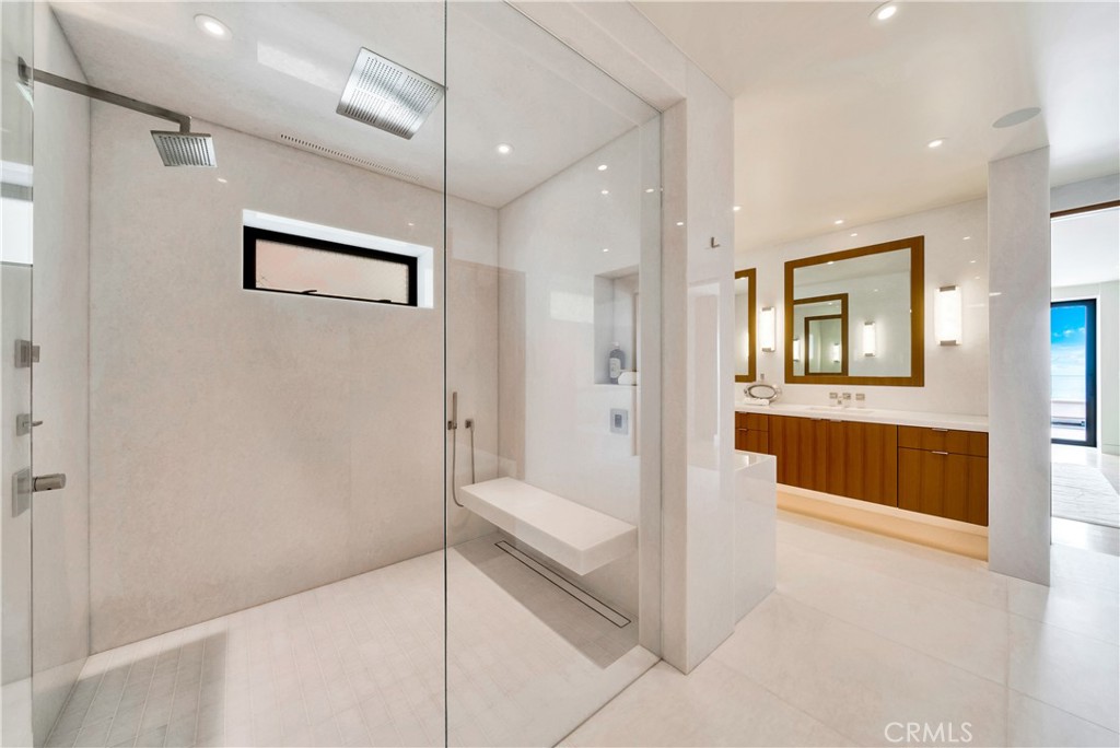 18 Lagunita Drive Property Photo 15