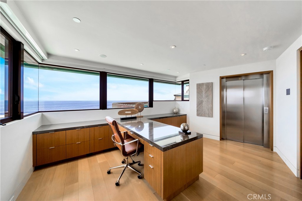 18 Lagunita Drive Property Photo 18