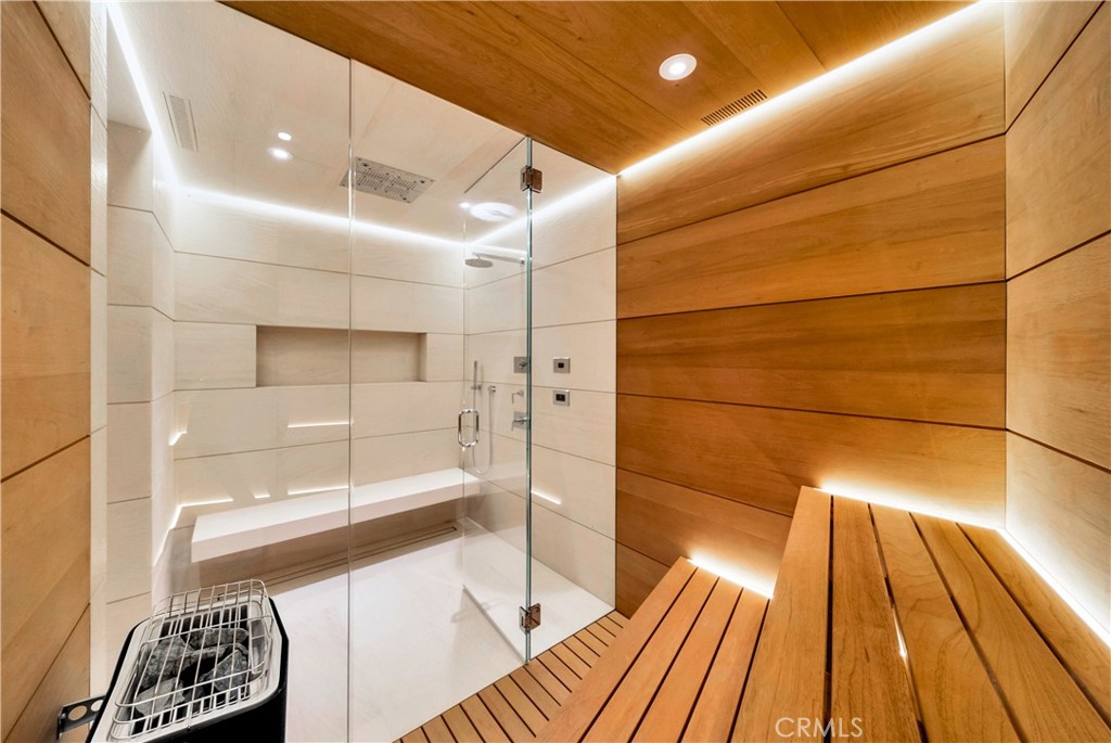 18 Lagunita Drive Property Photo 31