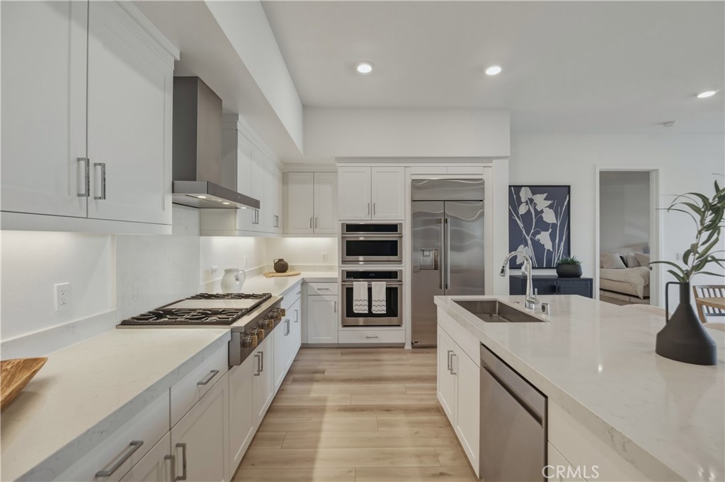 4505 Rivington Property Photo 6