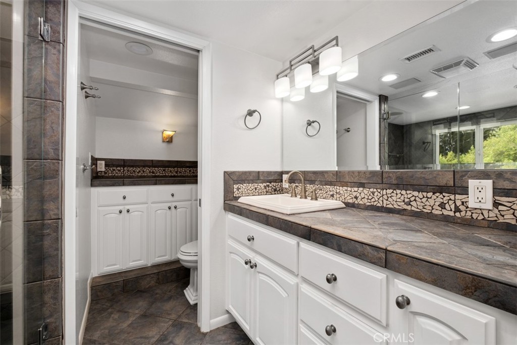 24422 Via Del Rio Property Photo 25