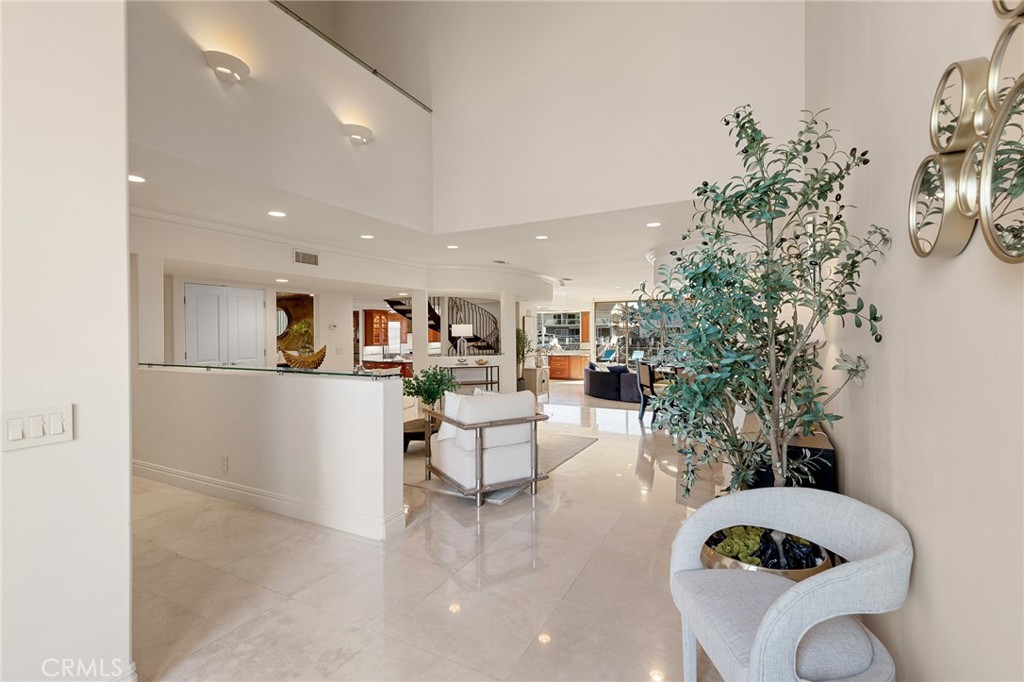 16181 Santa Barbara Lane Property Photo 4