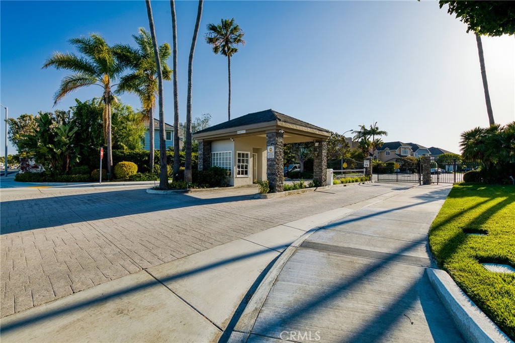 16181 Santa Barbara Lane Property Photo 56