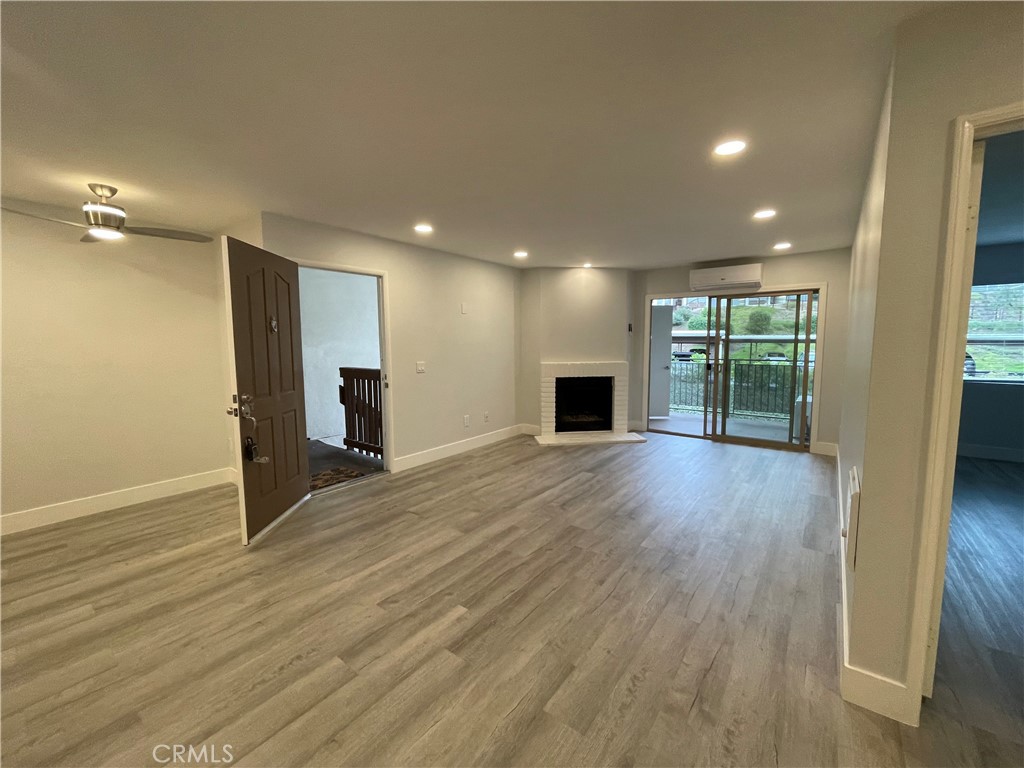 1730 S El Camino Real Property Photo 3