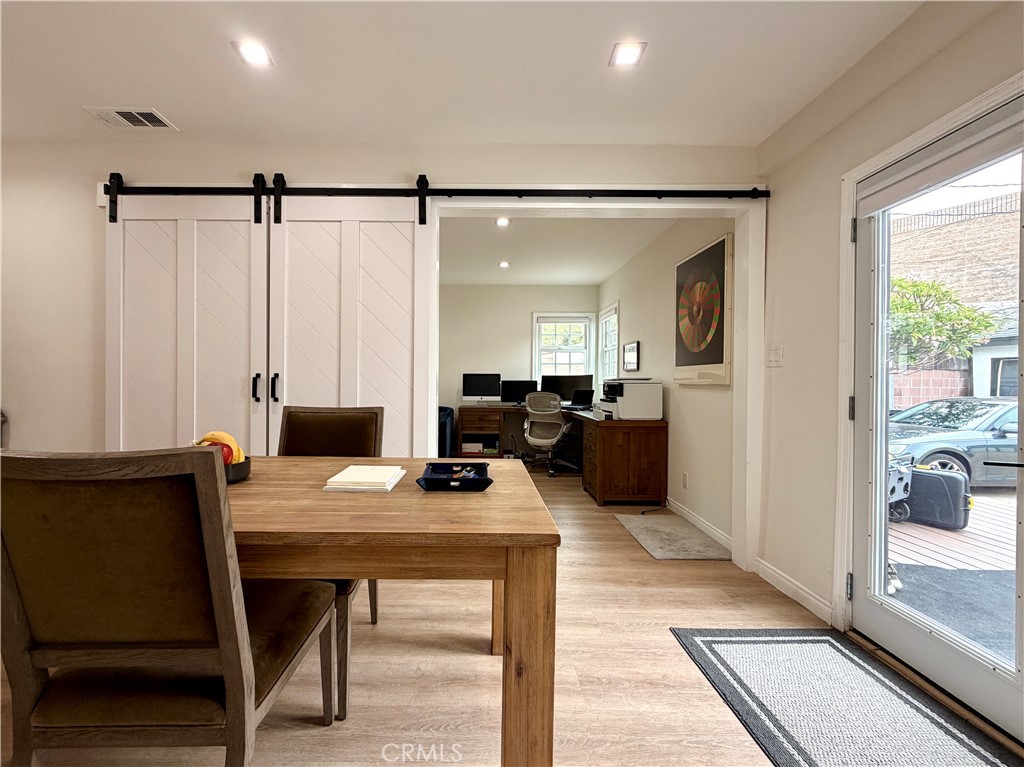 4538 Tujunga Avenue Property Photo 8