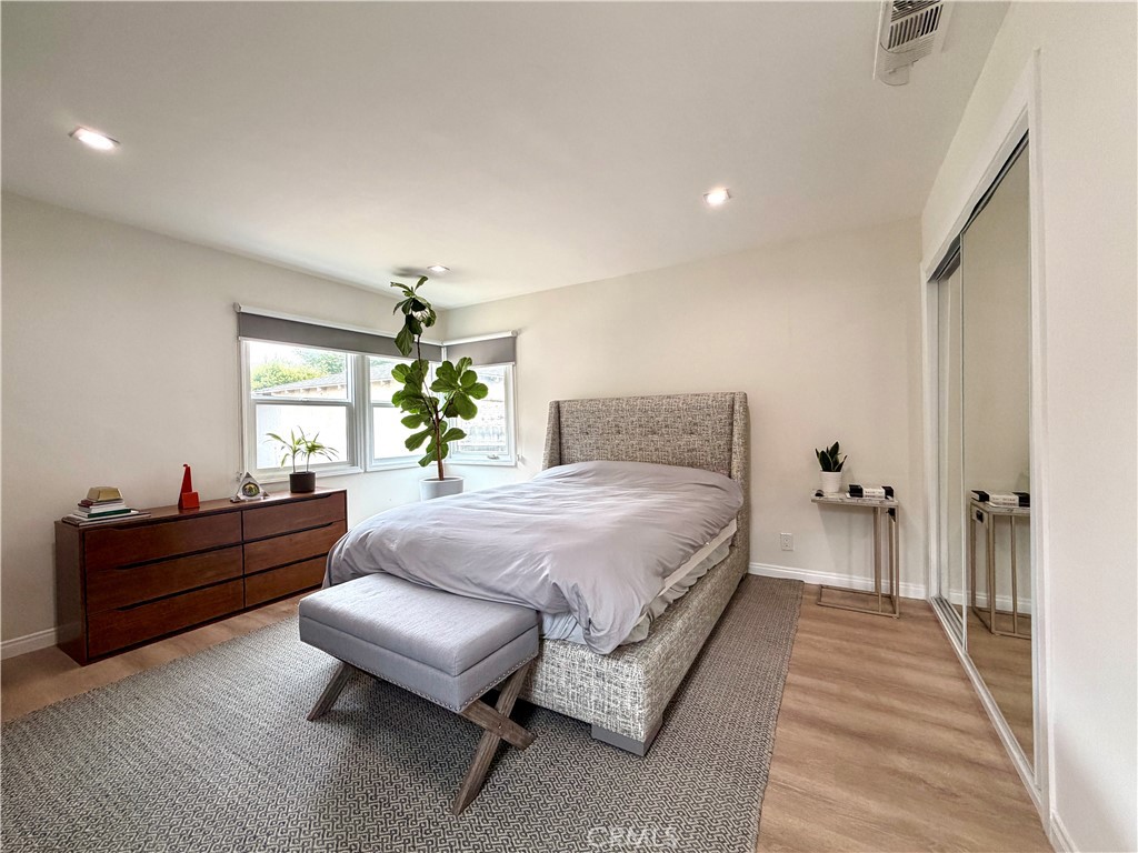 4538 Tujunga Avenue Property Photo 13