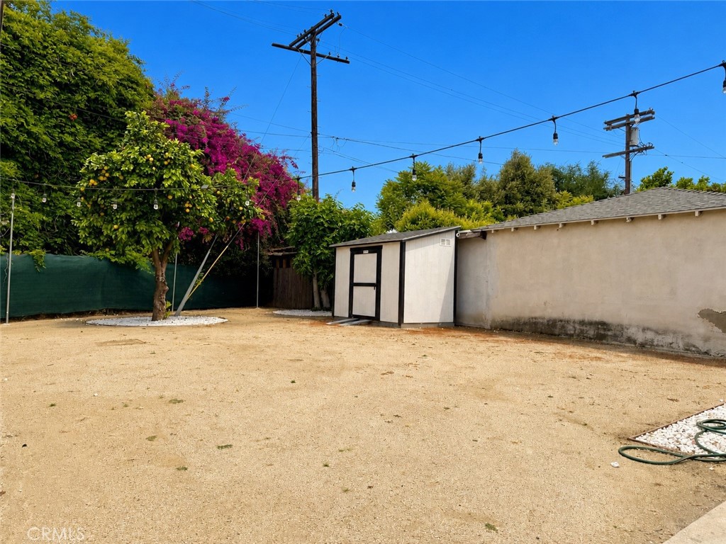 4538 Tujunga Avenue Property Photo 19