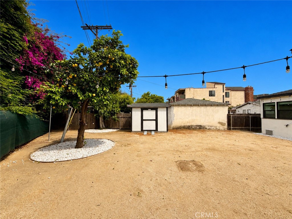 4538 Tujunga Avenue Property Photo 25