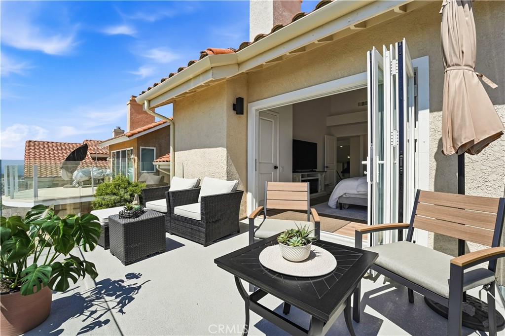 83 Palm Beach Court Property Photo 22