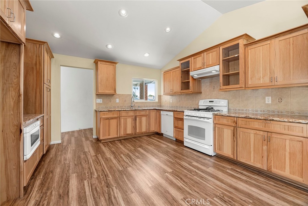 10351 Ballard Drive Property Photo 10