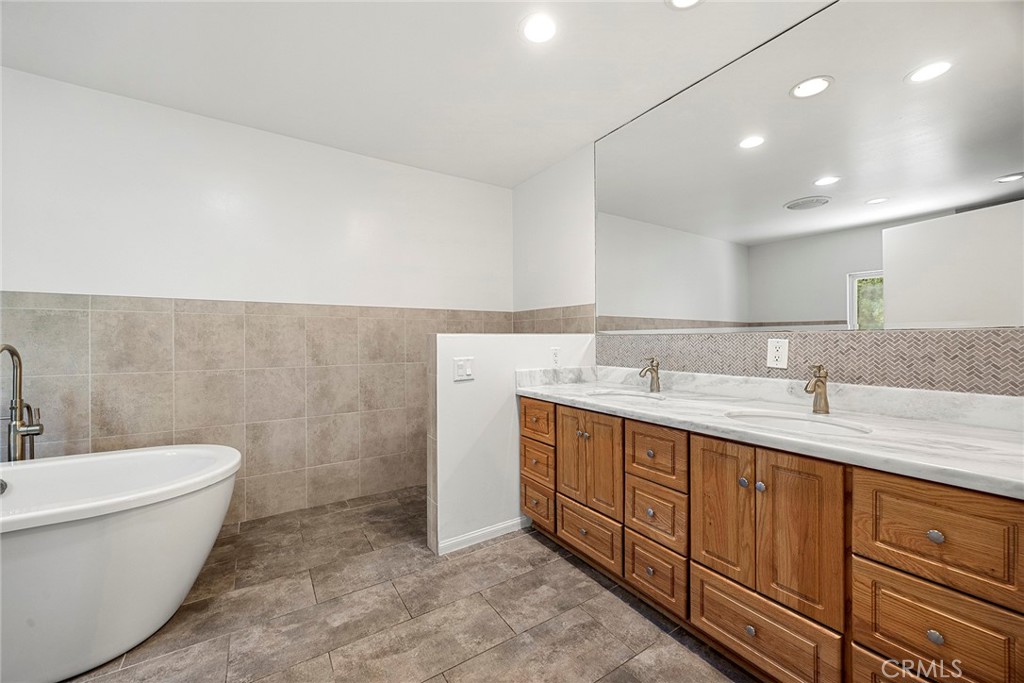 10351 Ballard Drive Property Photo 24