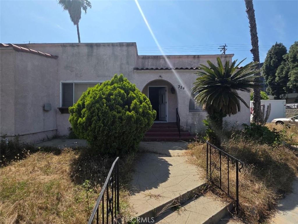 354 E Carson Property Photo 1