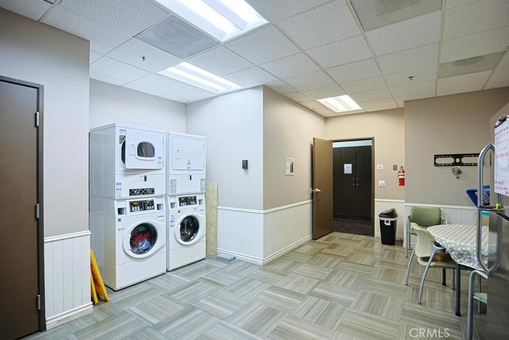 141 Foothill Boulevard C Property Photo 18