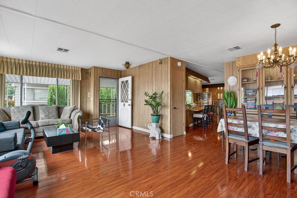 24921 Muirlands Boulevard 32 Property Photo 6