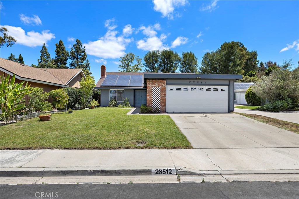23512 Lipari Property Photo 2