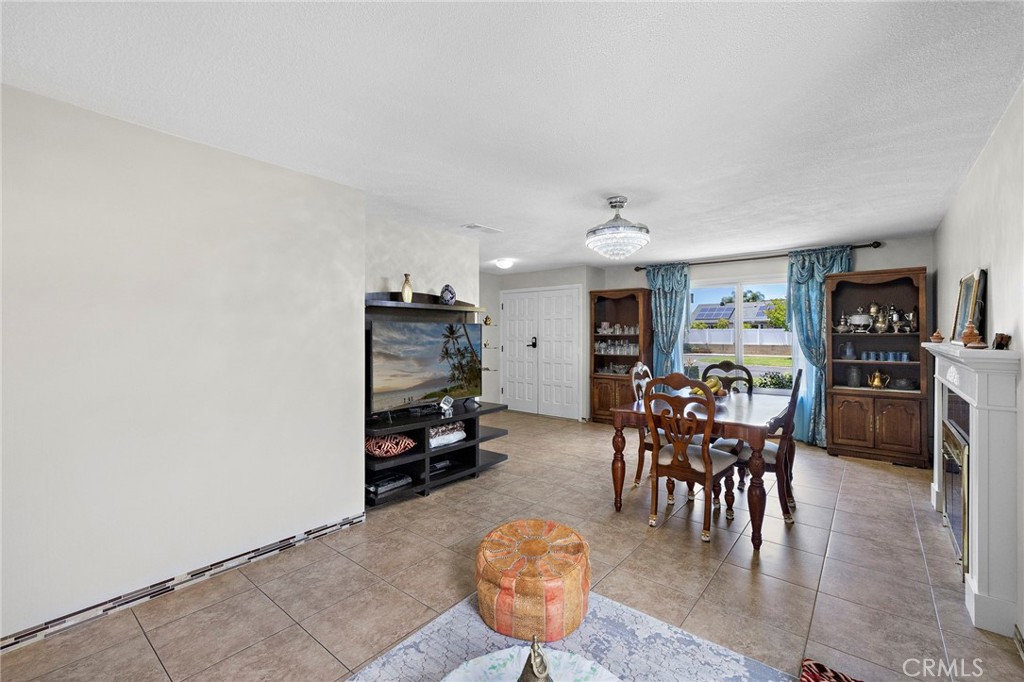 23512 Lipari Property Photo 7
