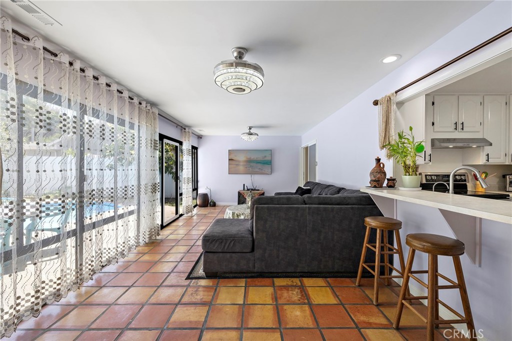 23512 Lipari Property Photo 15