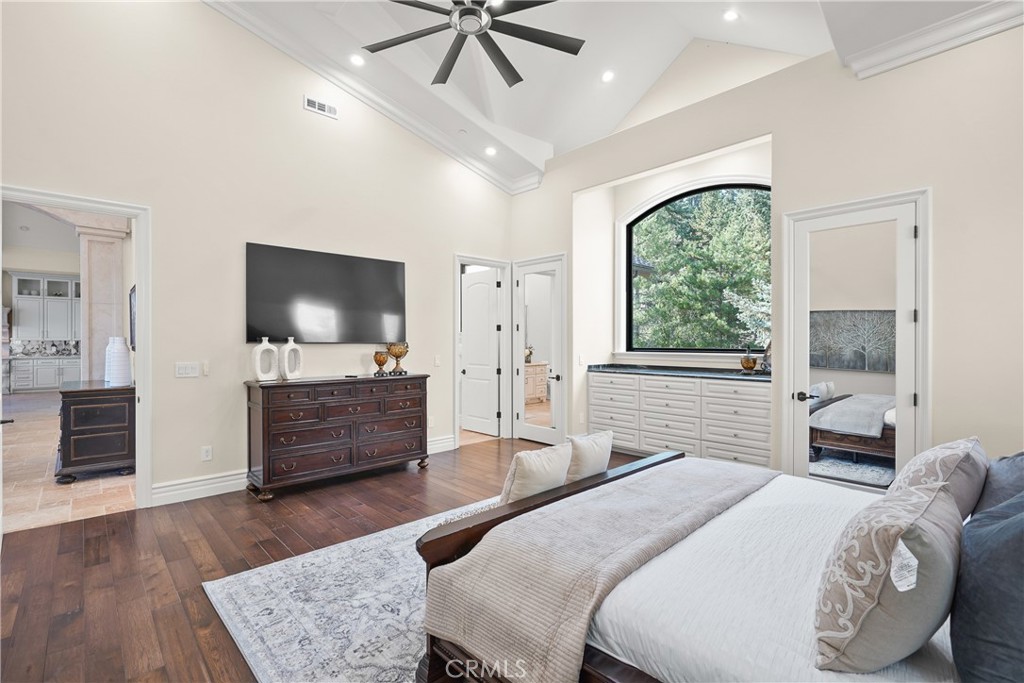 39055 N Shore Drive Property Photo 28