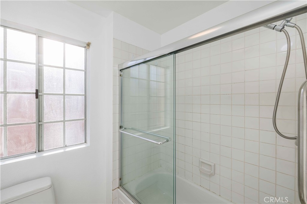 3101 Plaza Del Amo 57 Property Photo 33