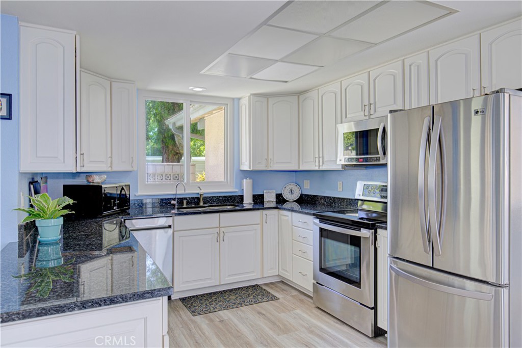 38 Calle Aragon E Property Photo 10