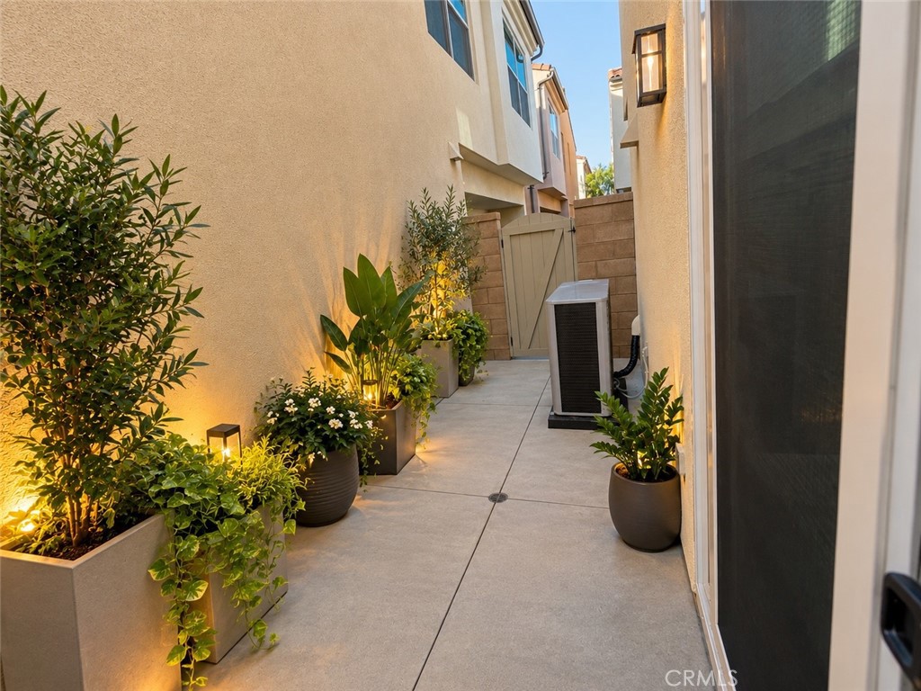 105 Outwest Property Photo 5