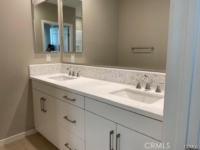 105 Outwest Property Photo 12