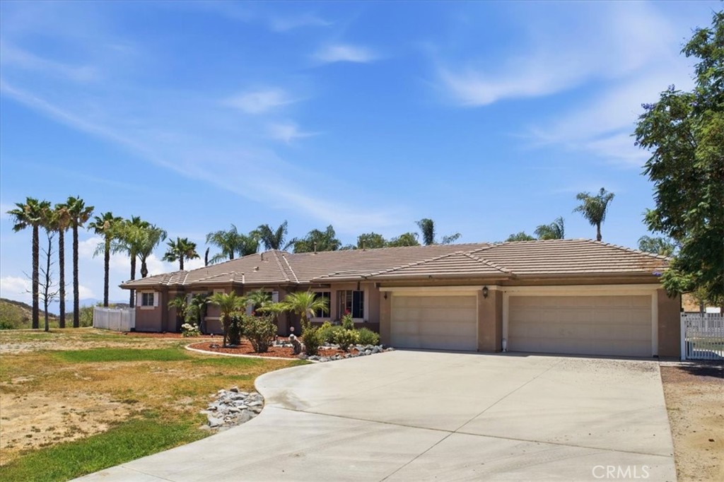 23841 Piedras Property Photo 13