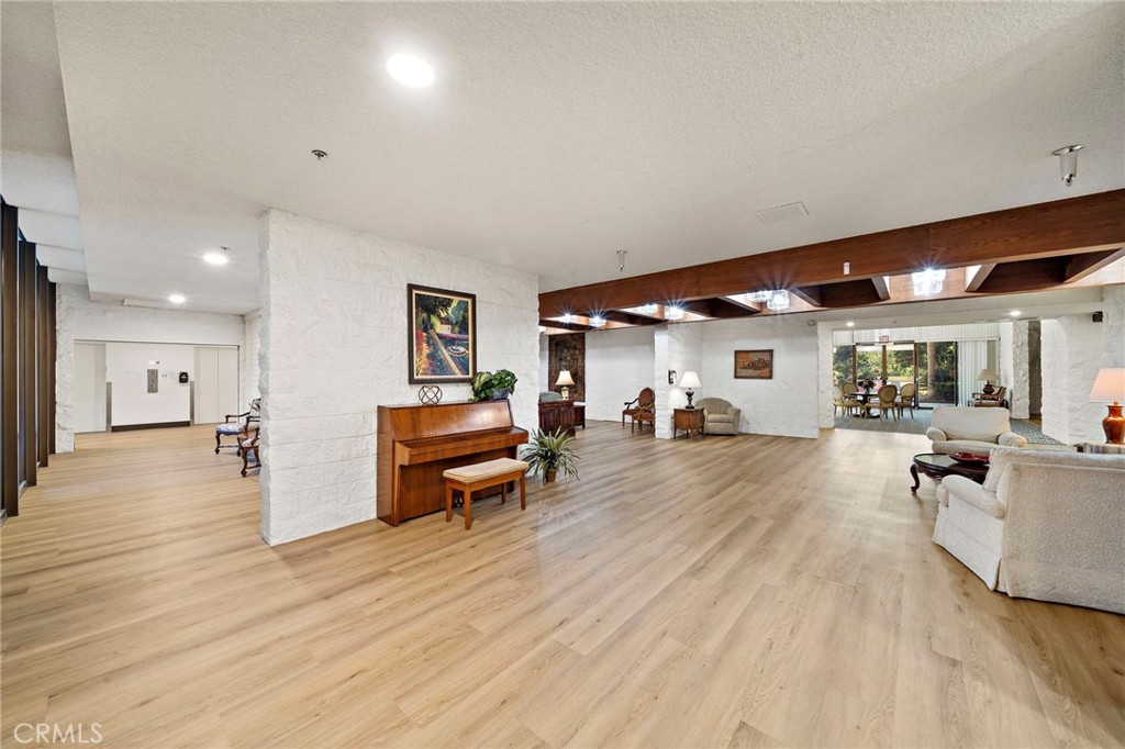 24055 Paseo Del Lago 413 Property Photo 20