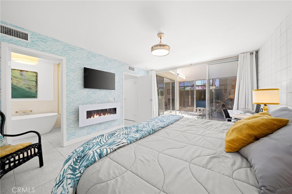 760 E La Verne Property Photo 22