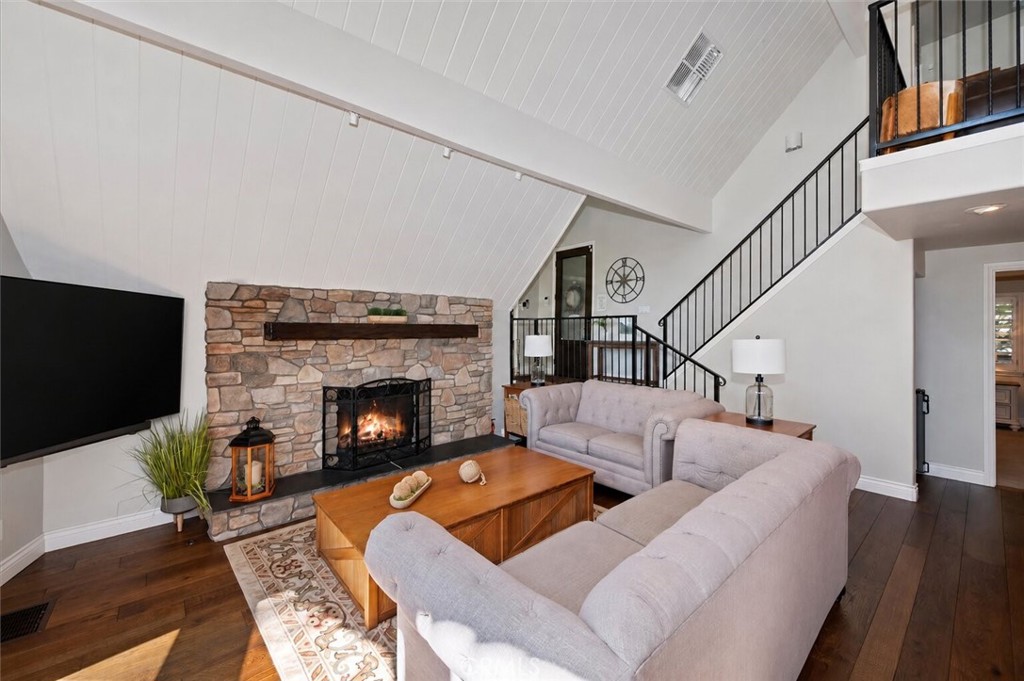27550 North Bay Road Property Photo 15