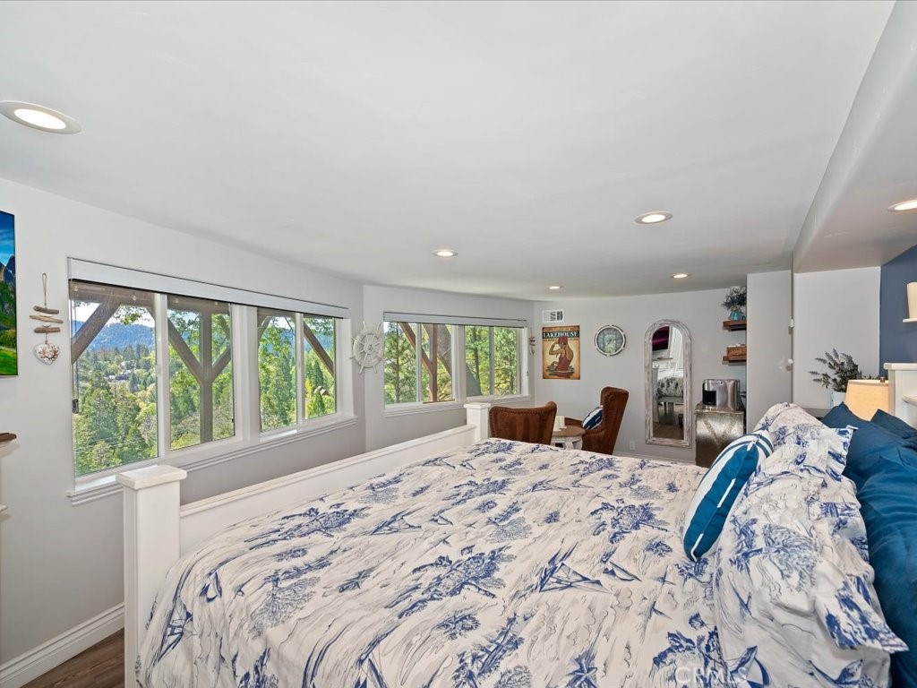 27550 North Bay Road Property Photo 21