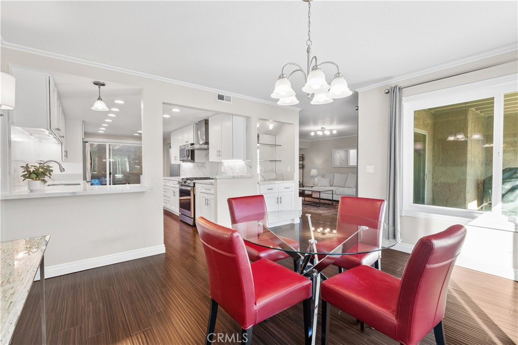 24306 Hillview Property Photo 6