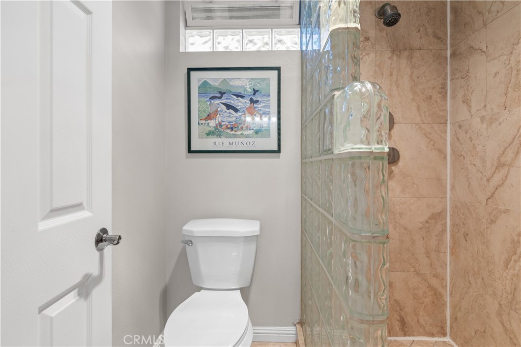 24306 Hillview Property Photo 17