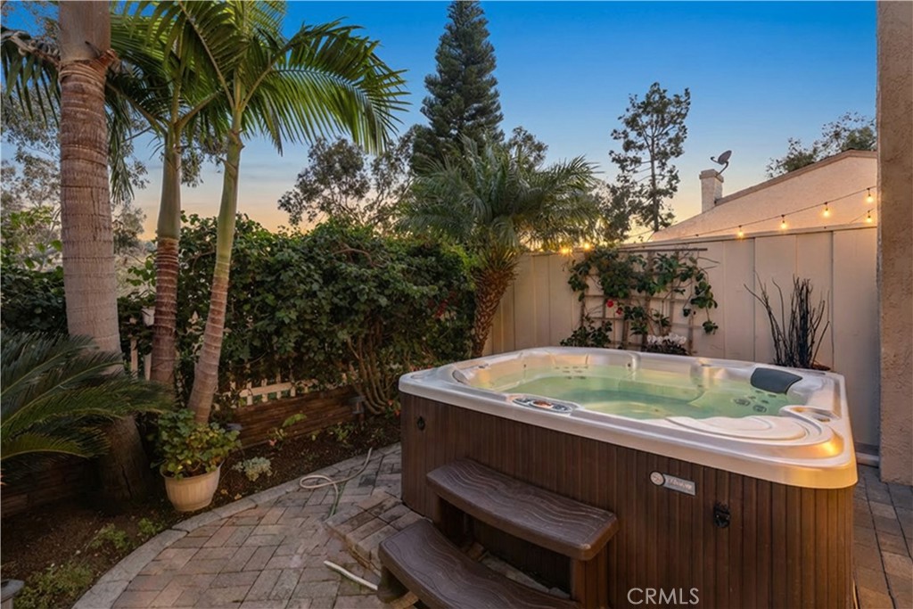 24306 Hillview Property Photo 23