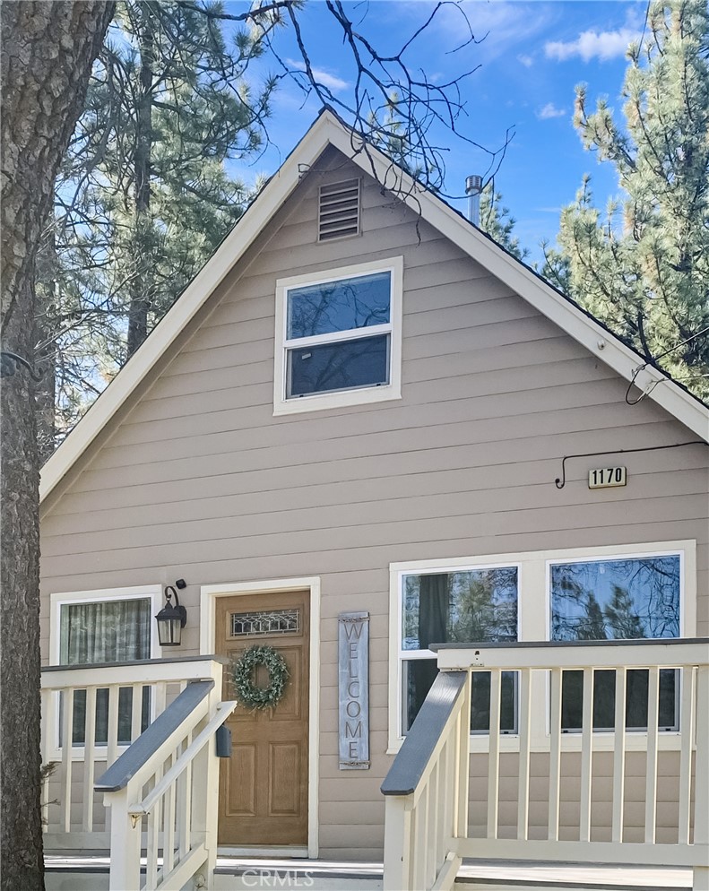 1170 Vine Property Photo 1