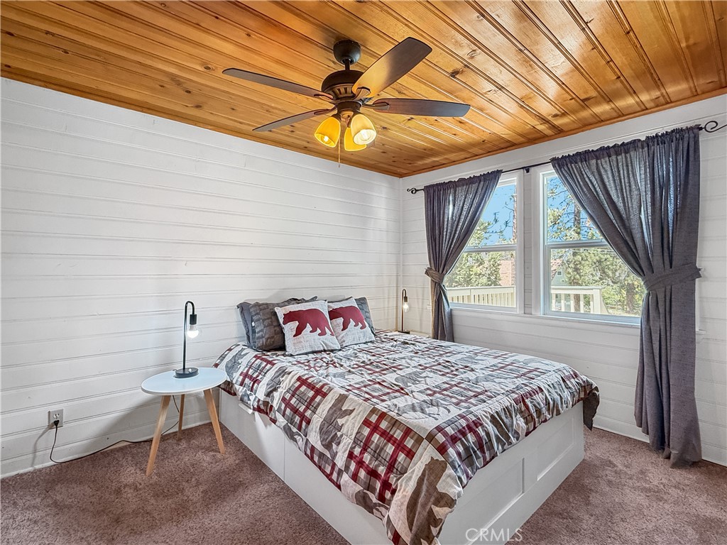 1170 Vine Property Photo 7