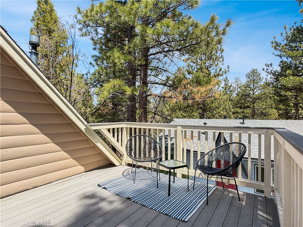 1170 Vine Property Photo 12