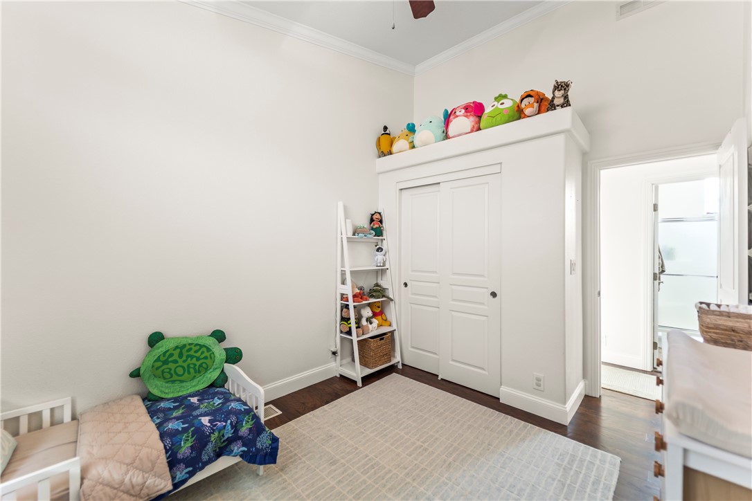 80 Huntington 624 Property Photo 12